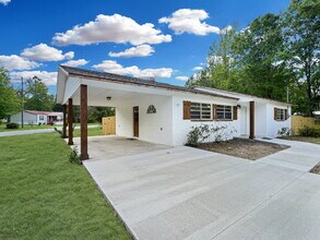 131 Garrison St in Pembroke, GA - Building Photo - Building Photo