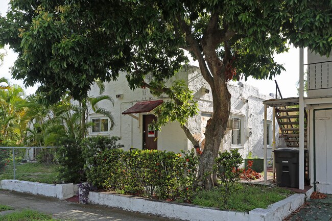 2200 Florida Ave in West Palm Beach, FL - Foto de edificio - Building Photo