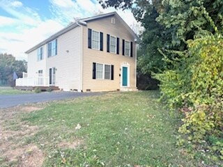 721 W Martin St in Martinsburg, WV - Building Photo