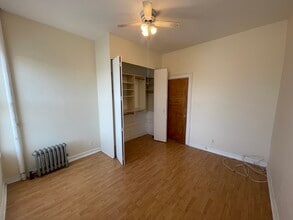 98 Bristol St, Unit Pitkins Ave Bristol St. in Brooklyn, NY - Foto de edificio - Building Photo