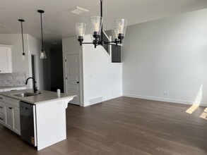 2868 Blue Dawn Ln in Saratoga Springs, UT - Building Photo - Building Photo