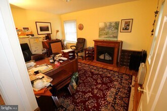 6113 Dunleer Ct in Bethesda, MD - Building Photo - Building Photo