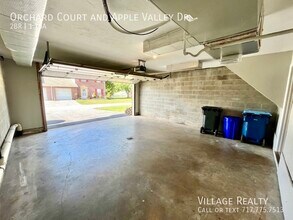 202 Orchard Ct in Red Lion, PA - Building Photo - Building Photo