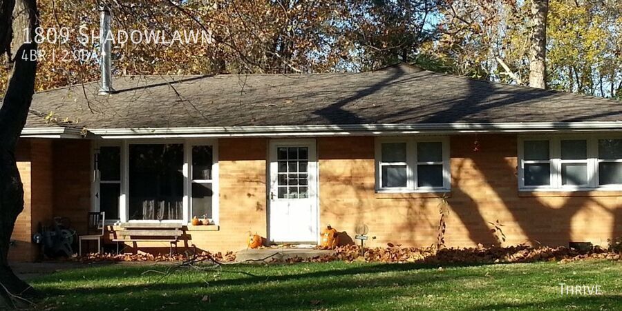 1809 Shadowlawn Dr in Champaign, IL - Building Photo