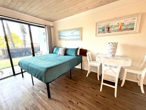 214 Miracle Strip Pkwy SW in Fort Walton Beach, FL - Building Photo - Building Photo