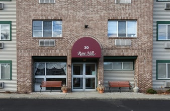 Rose Hill Apartments in Branford, CT - Building Photo - Building Photo