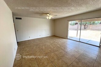 1129 E Hampton Cir in Mesa, AZ - Building Photo - Building Photo
