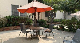 222-228 Idaho Ave in Santa Monica, CA - Building Photo