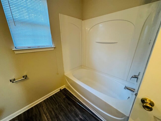 5420 Henderson Oaks Dr in Charlotte, NC - Building Photo - Building Photo