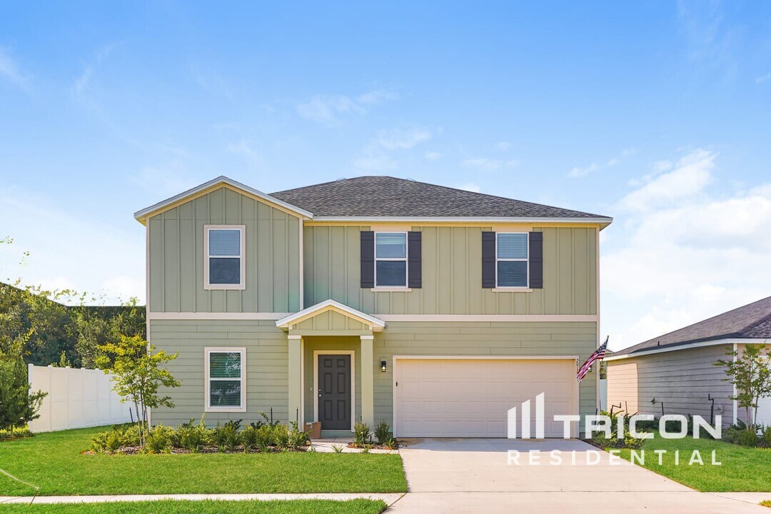 2915 Grand Finale St in Green Cove Springs, FL - Building Photo