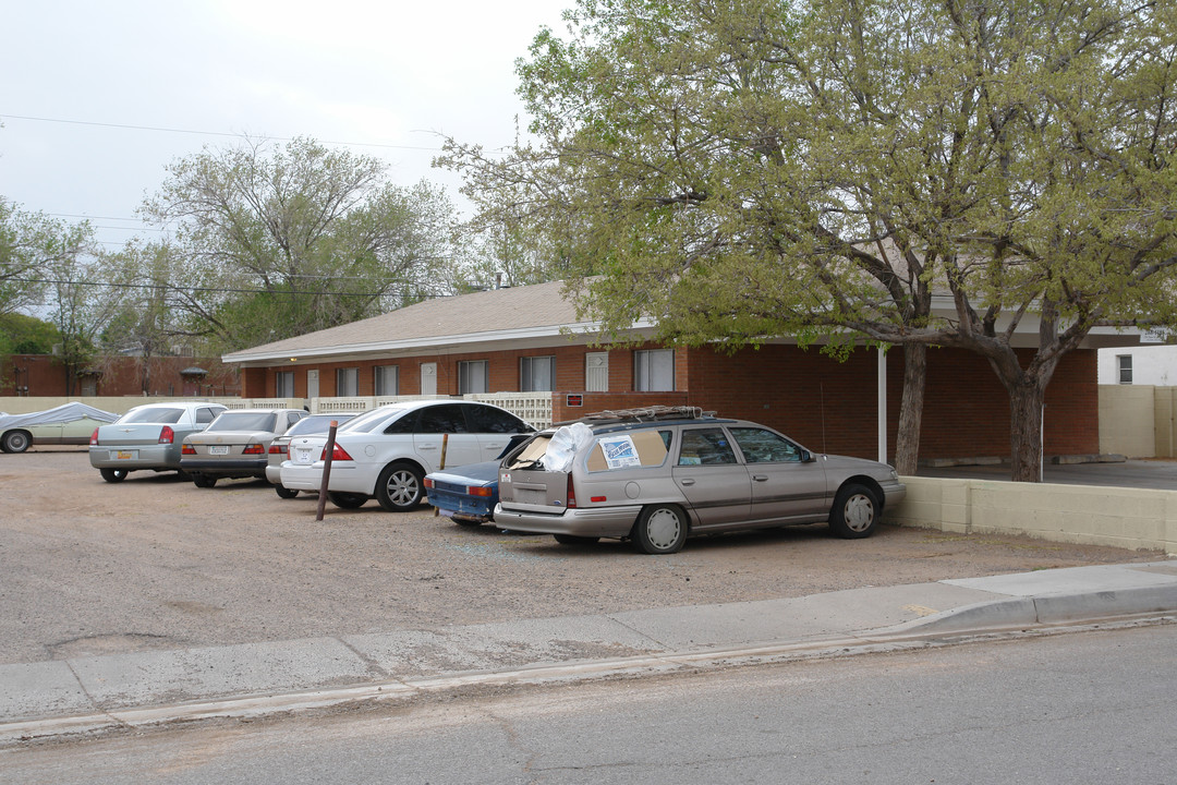 526-534 NE Virginia in Albuquerque, NM - Foto de edificio