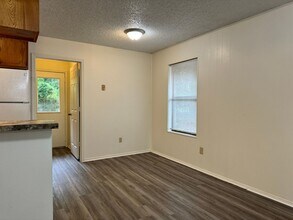 10768 Kiamichi Dr in Tyler, TX - Building Photo - Building Photo
