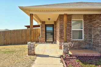 7525 Leichter Ave in Oklahoma City, OK - Building Photo - Building Photo