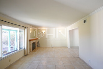 1383 Homestead Ln in Hayward, CA - Building Photo - Building Photo