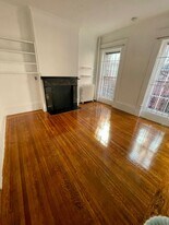 59 Russell St, Unit South Russel in Boston, MA - Building Photo
