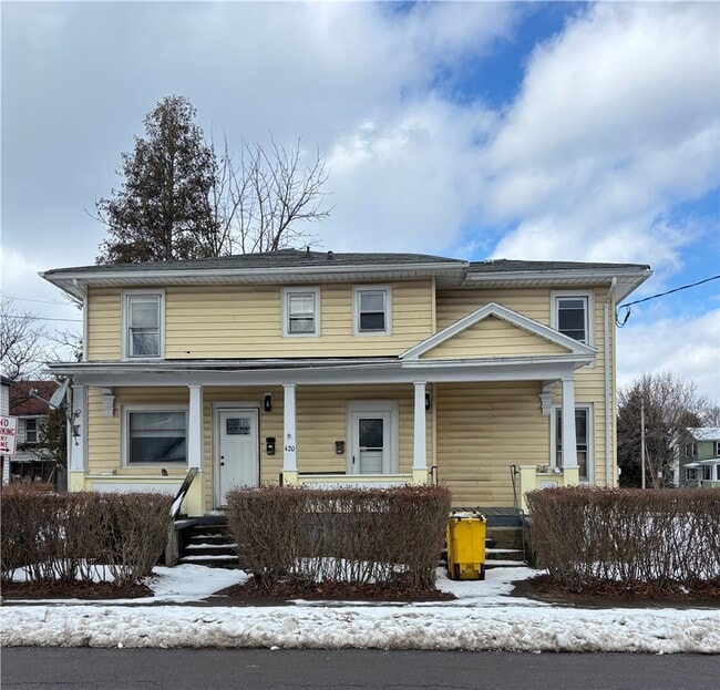 property at 420 W 5th St