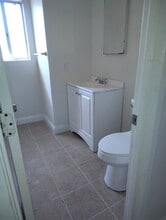950 S Thompson St in Hemet, CA - Building Photo - Building Photo