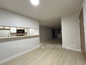 2340 N 44th St in Lincoln, NE - Building Photo - Building Photo