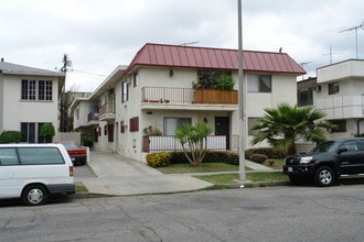 237 S Serrano Ave in Los Angeles, CA - Building Photo - Building Photo