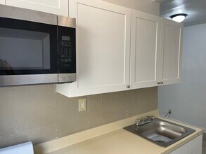 428 SW 9th St in Miami, FL - Building Photo - Building Photo