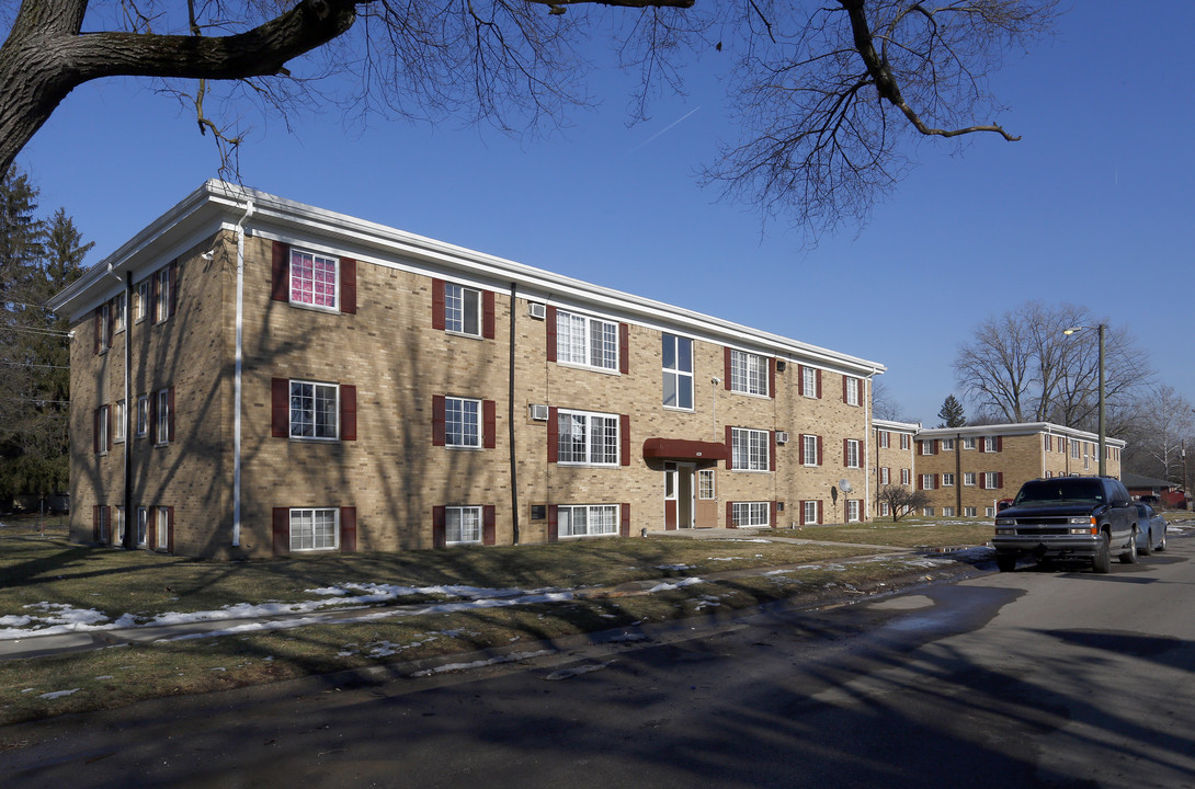 Bradford Square in Indianapolis, IN - Building Photo