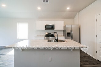 1220 S Brk Dr in Purcell, OK - Building Photo - Building Photo