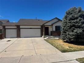 16792 E Prairie Wind Ave in Parker, CO - Building Photo
