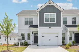 Parkway Pointe in Bethlehem, GA - Building Photo