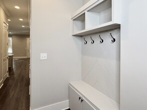 190 Kearny St in Madison, AL - Foto de edificio - Building Photo