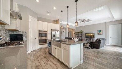 6325 Rivo Lks Blvd in Sarasota, FL - Building Photo - Building Photo