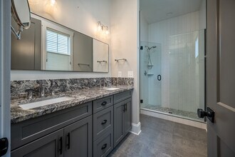 288 W Main St in Brevard, NC - Building Photo - Building Photo