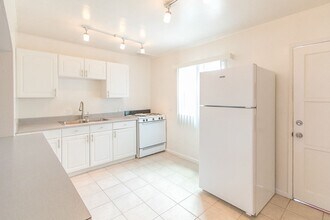 4430 Haines St in San Diego, CA - Building Photo - Building Photo