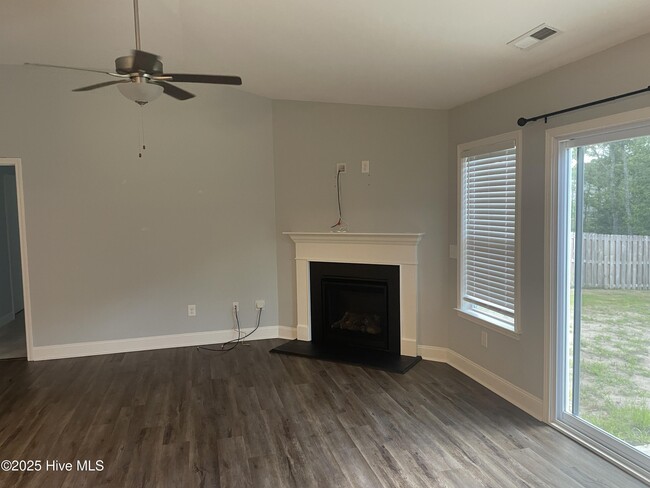 120 Emerson Ln in Sneads Ferry, NC - Building Photo - Building Photo