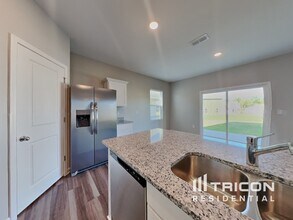 152 Gladstone Loop in Clayton, NC - Building Photo - Building Photo