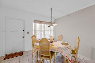 4143 N Ocean Blvd, Unit 104 in Fort Lauderdale, FL - Foto de edificio - Building Photo