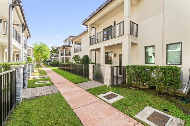 4612 NW 83rd Pkwy