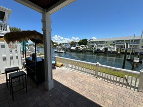 5006 Starfish Dr SE, Unit A in St. Petersburg, FL - Building Photo - Building Photo