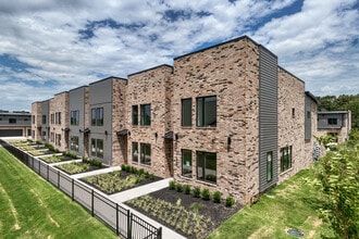 Townhomes at Scottsdale in Rogers, AR - Foto de edificio - Building Photo