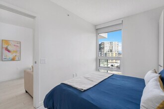 180 E 2nd Ave in Vancouver, BC - Building Photo - Building Photo