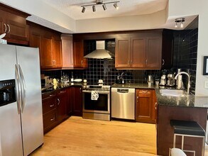 9819 96A St NW in Edmonton, AB - Building Photo - Building Photo