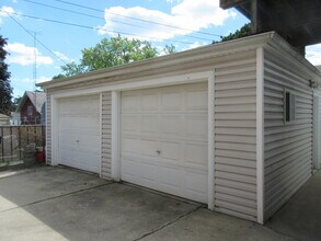 2615 Taylor Ave in Racine, WI - Building Photo - Building Photo