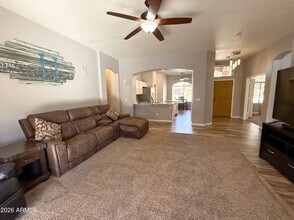 235 E Smoke Tree Rd in Gilbert, AZ - Building Photo - Building Photo