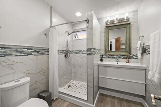 1601 Kraft St in Oceanside, CA - Building Photo - Building Photo
