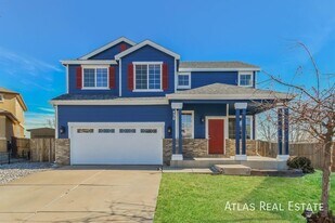 430 Winebrook Way in Fountain, CO - Building Photo