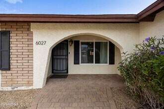 6027 E Spring Rd in Scottsdale, AZ - Building Photo - Building Photo
