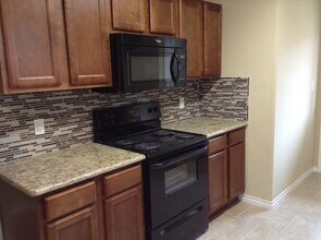 835 E College St in Princeton, TX - Building Photo - Building Photo