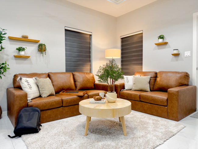 property at 1122 Country Club Dr