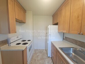 1003 Torbett St in Richland, WA - Building Photo - Building Photo