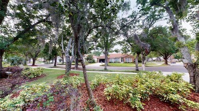 17833 Green Willow Dr in Tampa, FL - Building Photo - Building Photo