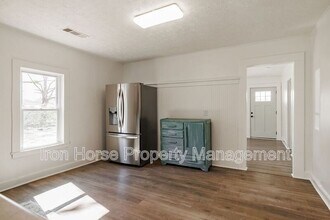 2084 Broad St in Statham, GA - Building Photo - Building Photo